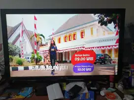 TV LCD 40 inch TOSHIBA 40AL10AE