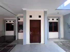 Disewakan Rumah Siap Huni di Sayap Jalan Golf Raya