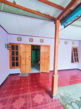dikontrakan/disewakan rumah Gentan
