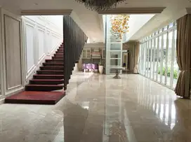 JUAL RUMAH LUXURY & HOMEY DI BATUNUNGGAL