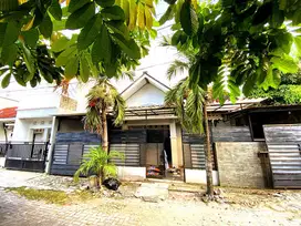 Rumah colomadu nyaman di perumahan baturan fajar indah