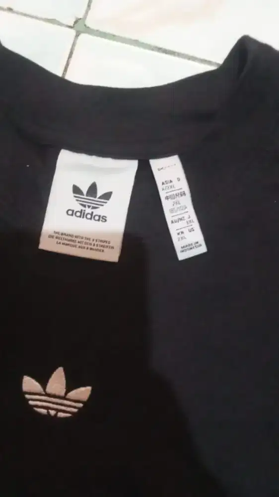 T shirt merk adidas