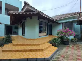 Disewakan Ruko pinggir jln Raya Depok ramai dan strategis