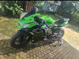 Di Jual Santai Kawasaki Ninja ZX Type ABS 25 R Hijau Mulus