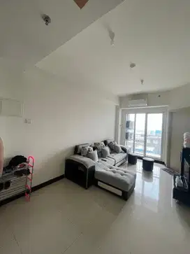 Termurah Jual Apartemen Pakuwon Amor Semi Furnished