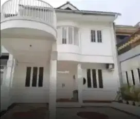 Rumah Danau Bogor Raya Lakeside
