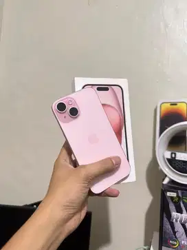 iPhone 15 Pink Fullset Garansi On 12/25