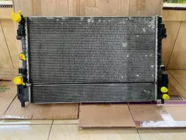 Radiator Volkswagen (VW) Polo th 2019, 1 (satu) set ATAS dan BAWAH