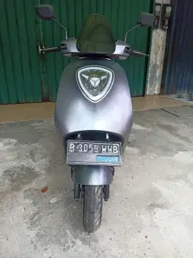 Yadea G6 tahun 2023