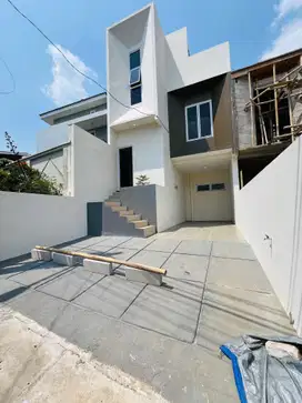 Dijual rumah brand new di cilangkap cipayung jakarta timur
