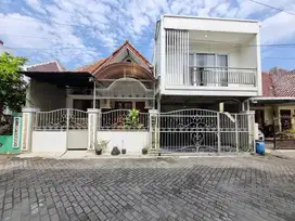 Rumah Bagus Dalam Perum Di jl. Kaliurang km 6 Dekat UGM, Pakuwon Mall
