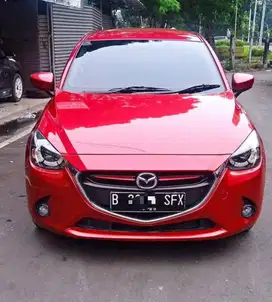 Mazda 2 High skyaktive 2015