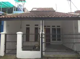 DI KONTRAKAN RUMAH CIGANITRI DEKAT TOL BUAH BATU
