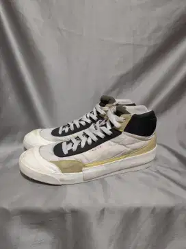 Nike drop type mid size 42