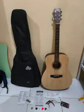 Gitar Akustik Yamaha F400