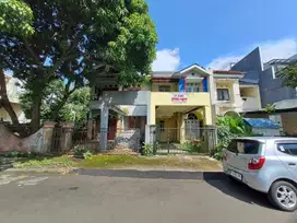 Dijual rumah murah di Pamulang hitung tanah lokasi strategis