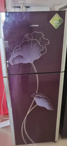 DIJUAL KULKAS 2 PINTU POLYTRON KACA BAGUS PAKAI SENDIRI
