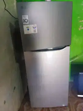 Kulkas LG 2 pintu