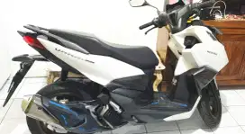 Honda Vario 160 Putih ABS ( Istimewa Low KM )