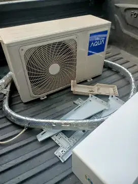 AC copotan 1/2 PK merk Aqua
