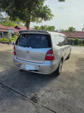 Jual Mobil Grand Livina 2012 Manual, Tangan Pertama