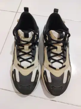 Sepatu PUMA Rs-X