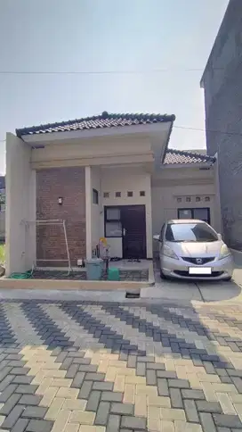 Di Jual Rumah Minimalis Dalam Komplek Cisasawi Cihanjuang