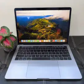 Macbook pro 13 2018 Grey Ci7/16GB/512GB/CC 1 Normal