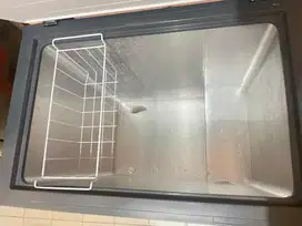 Chest freezer merk gea 210 liter