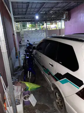 Daihatsu Xenia 2012 Bensin