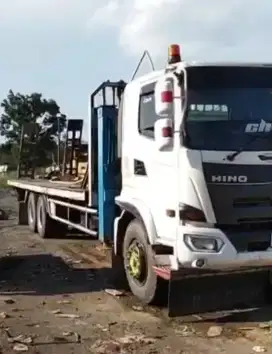 Hino Lohan 500 SelfLoader Tronton FL 260 JW full jack Winch Hidrolik