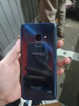 Samsung s9 4/64 (nego)