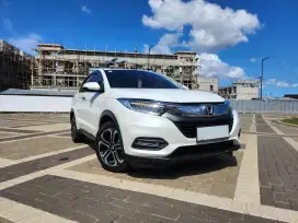 TERMURAH!! DP 17 JUTA . PAJAK PANJANG. Hr-V 1.5 E Spesial Edition 2018