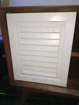 Meja bufed TV multifungsi