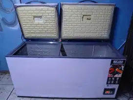 Freezer box kapasitas 600 liter