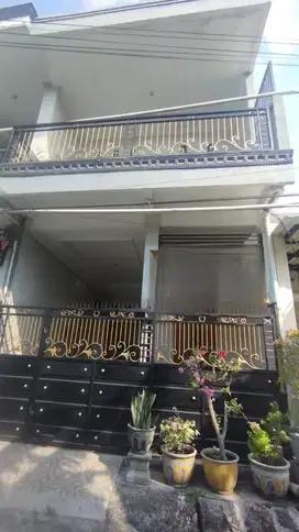 Rumah Gunungsari indah 2lantai minimalis