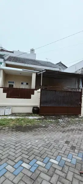 DIJUAL RUMAH PURI INDAH DEKAT PONDOK MUTIARA DAN TOL SIDOARJO