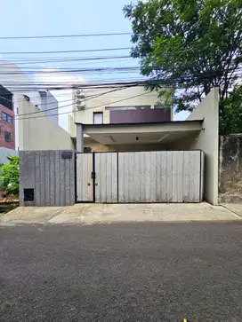 Rumah Dijual Pejaten Barat, Kemang Area. Jalan Lebar, Bebas Banjir