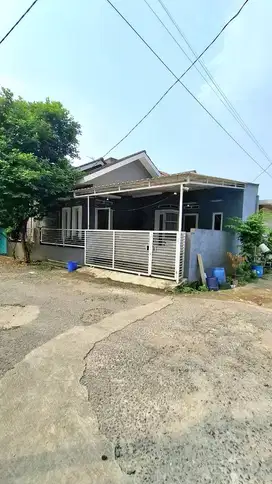RUMAH LUAS 83M POSISI HOOK JUAL CEPAT DI BEKASI TIMUR REGENCY/REGENSI