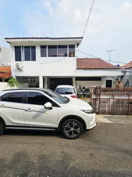 Rumah Kebayoran Baru, Petogogan. Senopati Area. Ex Kantor, Rumah Lama