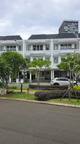 RUMAH WINONA DEPAN TAMAN HIGH SPEK 7.3M NEGO SAMPAI DEAL