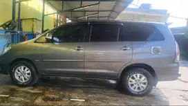 INNOVA MATIC V 2009 BENSIN