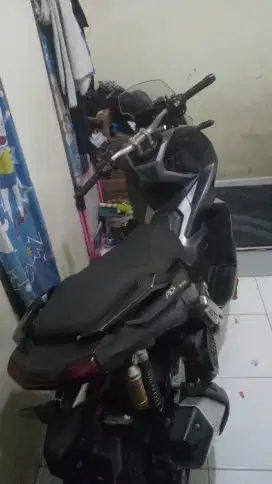 Honda adv 150 cbs