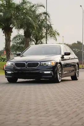 Bos Muda! BMW 520i Luxury 2018 G30 Mercy E250 W213