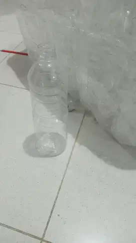 Botol PET (botol aqua)