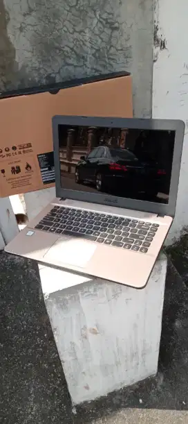 Laptop Asus Core i3 gen7