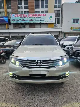 Fortuner G diesel matic 2.5 AT 2012 istimewa dp 35 jt