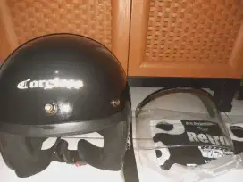 Helm Cargloss Stylish, Nyaman, Terjangkau untuk Perlindungan Maksimal