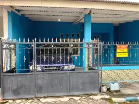 DI SEWAKAN RUMAH PERUM. TAMAN PUSPA SARI CANDI SIDOARJO