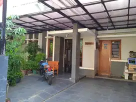 Rumah siap huni di Griya Loka dekat sekolah & pasar moden BSD
